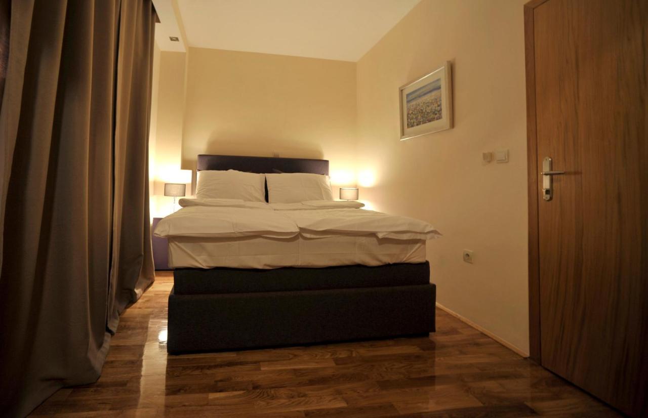 Hotel M Podgorica Kamer foto